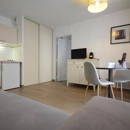 Hotel Cerise