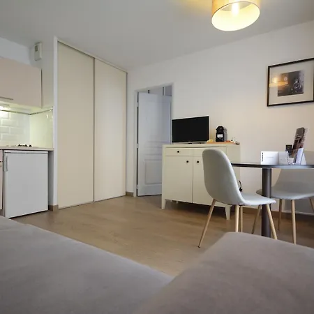 Hotel Cerise
