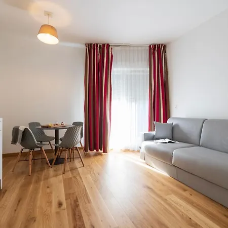 Hotel Cerise