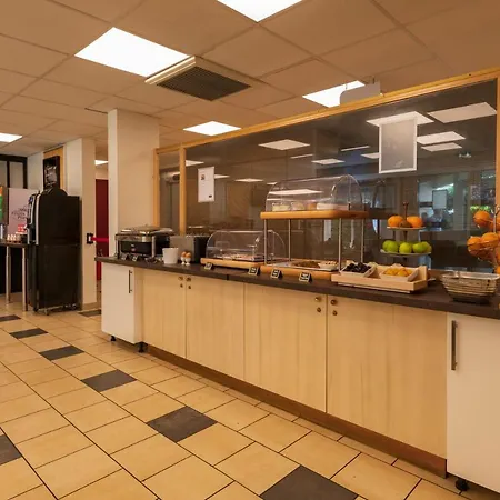 Hotel Cerise Chatou