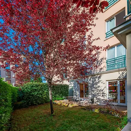 Hotel Cerise