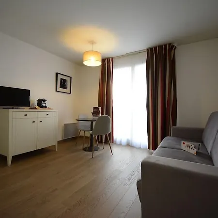 Hotel Cerise