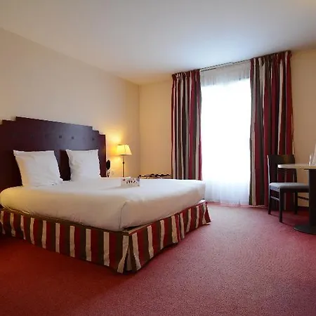 Hotel Cerise Chatou