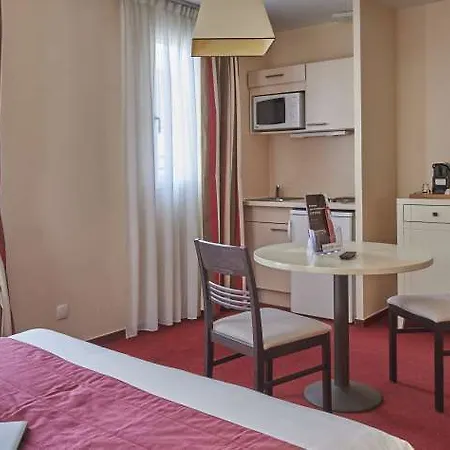 Hotel Cerise