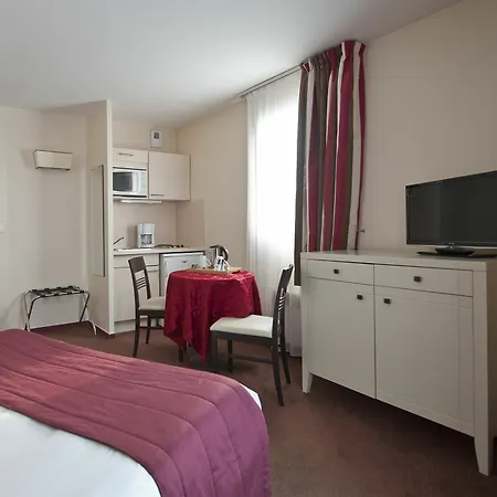 Cerise Hotel