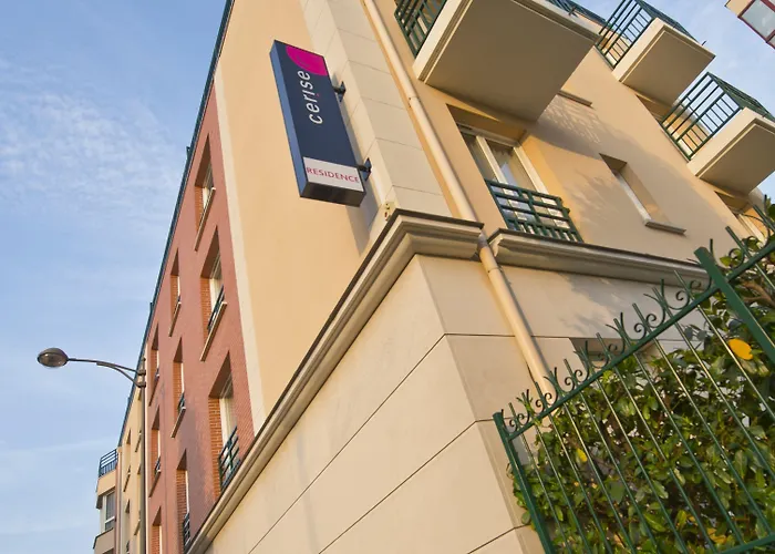 Cerise Hotel 3*