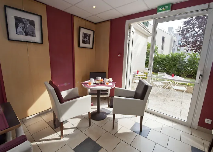 Hotel Cerise Chatou